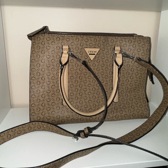 Guess Beige Signature Satchel W/ Strap - Picture 9 of 10